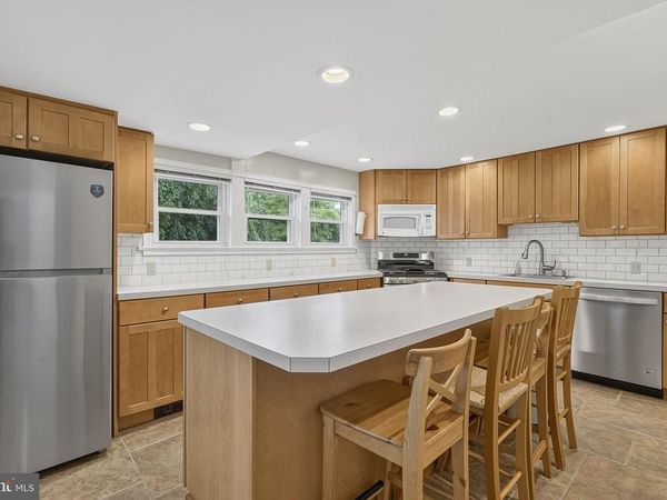 432 PLAINSBORO ROAD, Unit 2, PLAINSBORO, NJ 08536