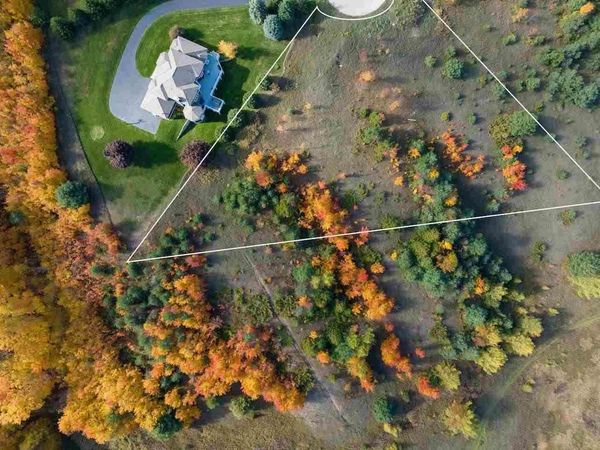 700 Harbor View Lane, Petoskey, MI 49770