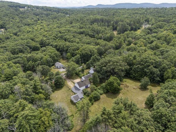 48 Waukewan Road, New Hampton, NH 03256