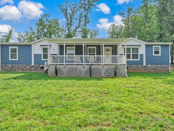 2088 Flint Hill RD, Moneta, VA 24121