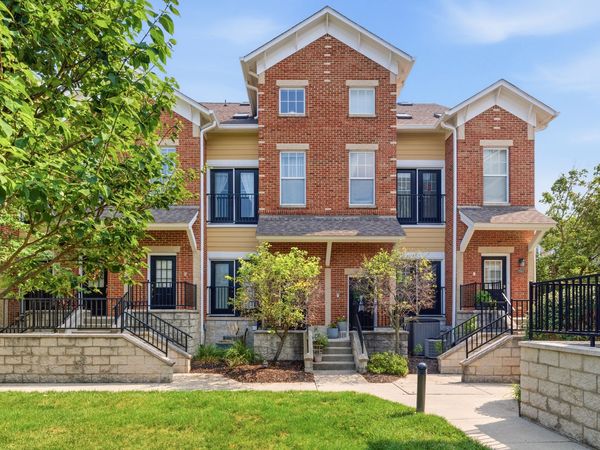 1121 Reserve Way , Indianapolis, IN 46220
