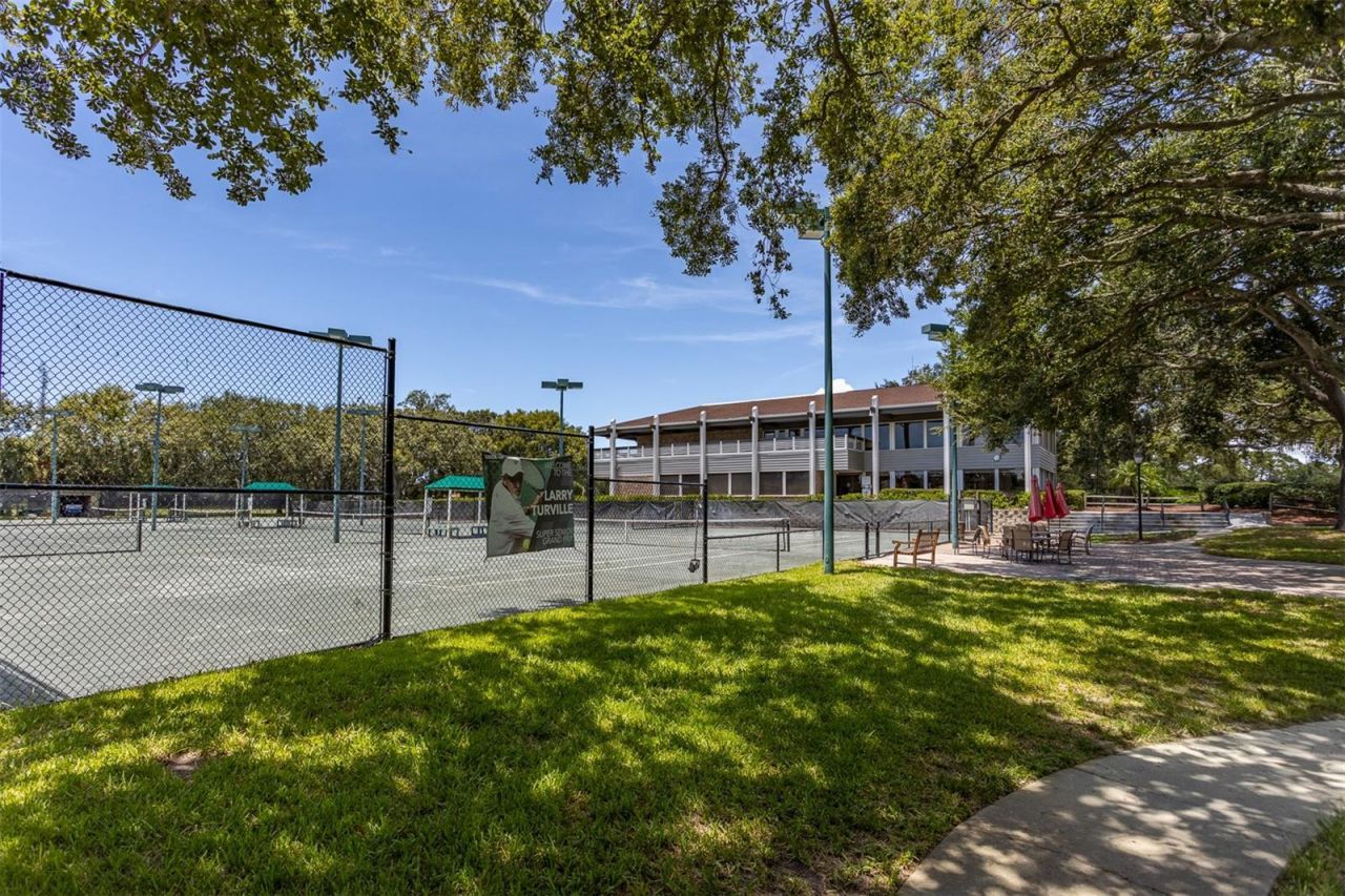 1306 Playmoor Drive, Palm Harbor, FL 34683 Photo