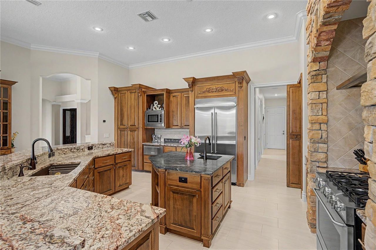 1306 Playmoor Drive, Palm Harbor, FL 34683 Photo