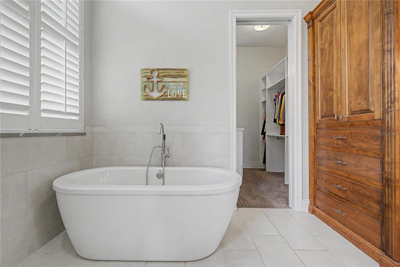 1306 Playmoor Drive, Palm Harbor, FL 34683 Photo