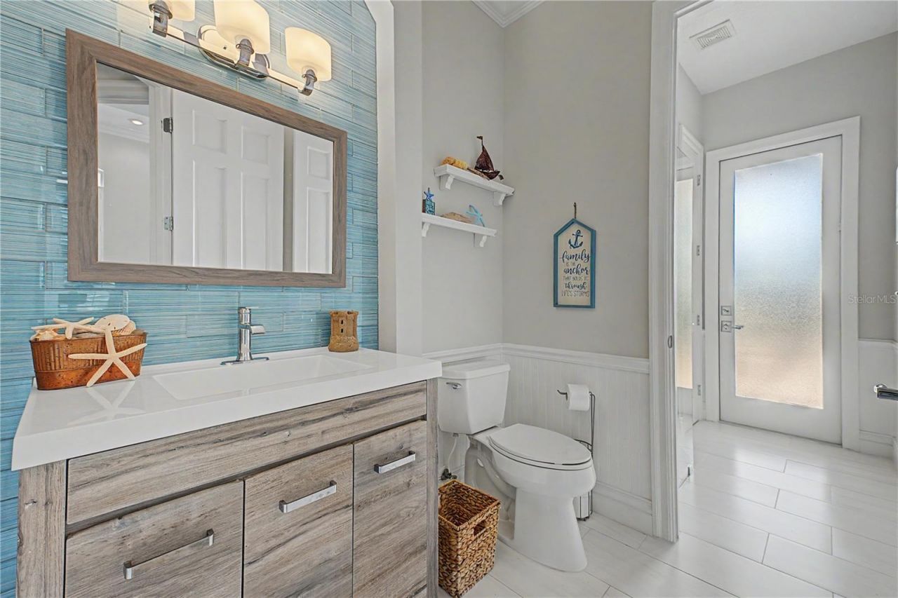 1306 Playmoor Drive, Palm Harbor, FL 34683 Photo