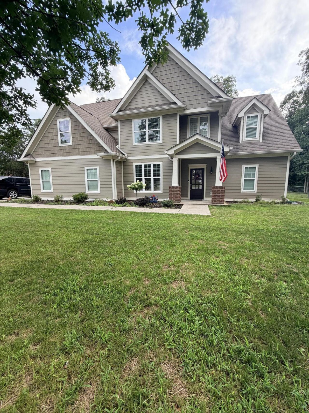 2100 Mountain Hollow Drive , Signal Mountain, TN 37377 Main Photo