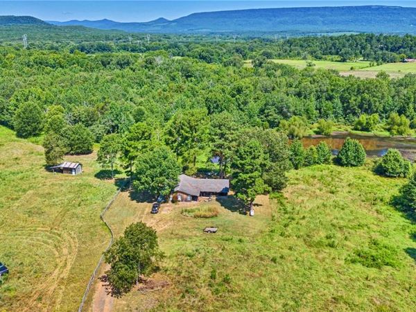 10972 B Cowger Lane , Dardanelle, AR 72834