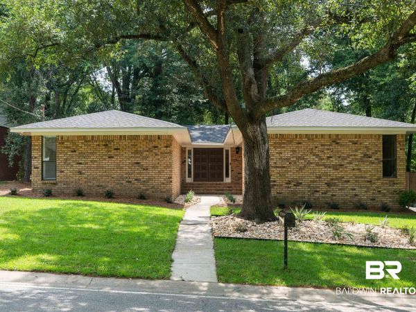 599 Ridgewood Drive, Daphne, AL 36526