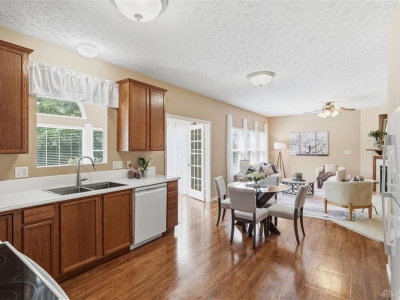 6192 Silver Wood Drive, Hamilton Township, OH 45152 Photo 18