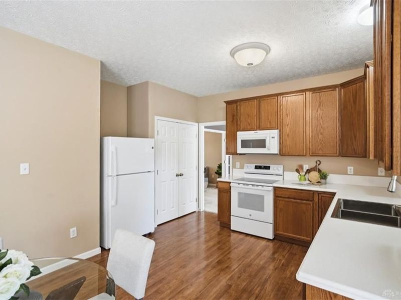 6192 Silver Wood Drive, Hamilton Township, OH 45152 Photo 19