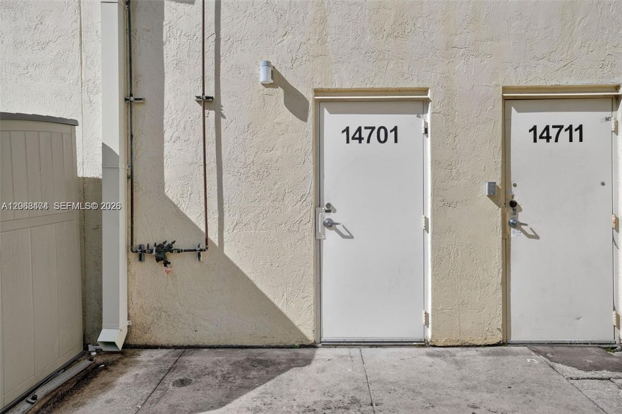 Boba Tea Shop For Sale In North Miami Beach , North Miami, FL 33181 Photo