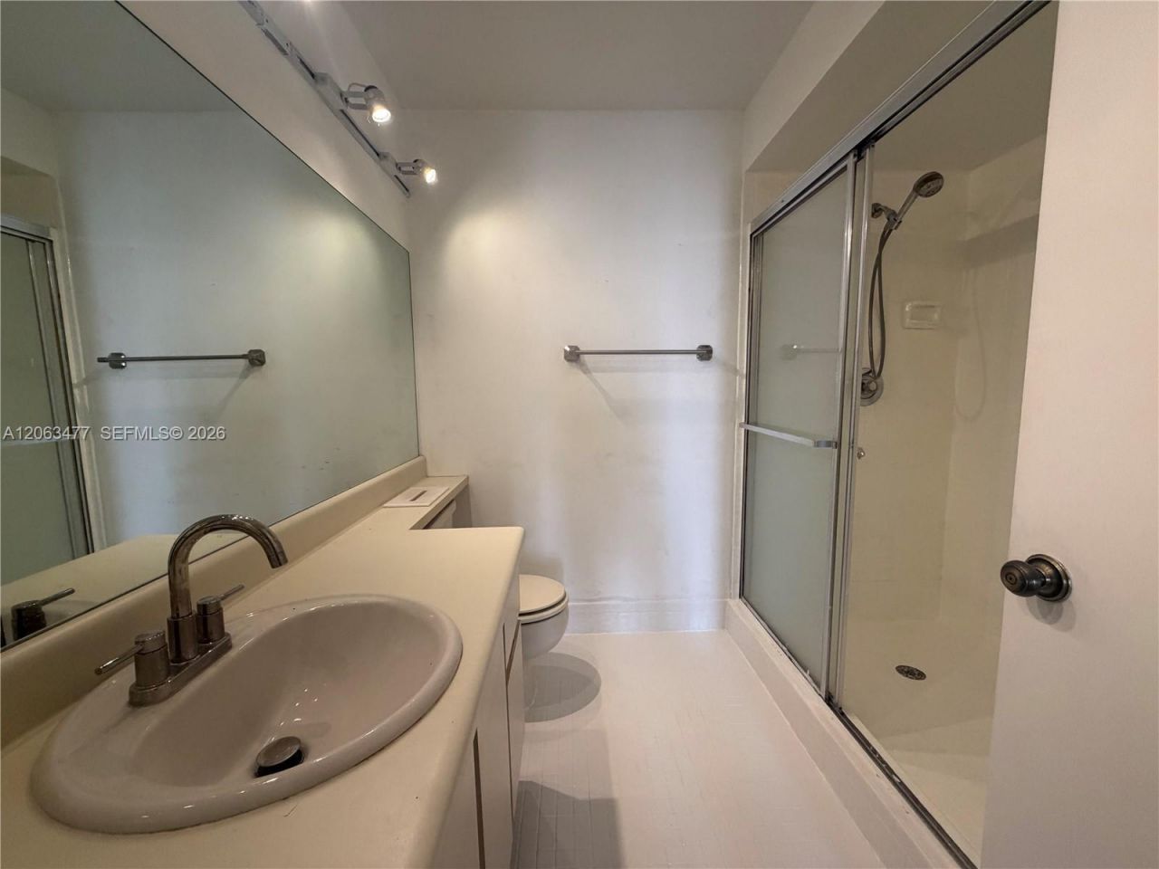 1172 NW 122nd Ter, Pembroke Pines, FL 33026 Photo