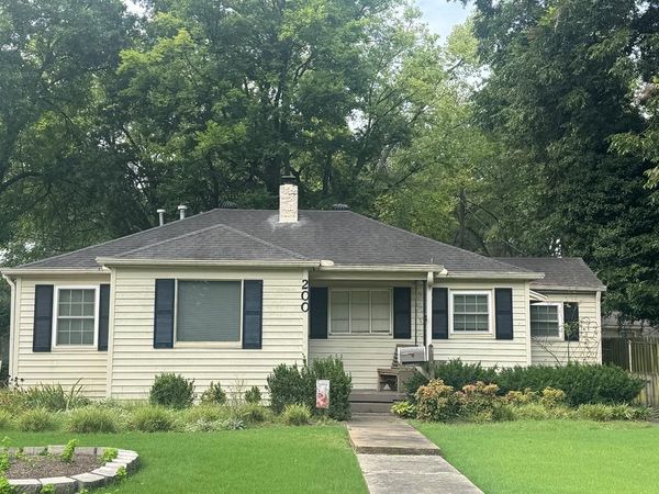 200 N Center Drive, West Memphis, AR 72301