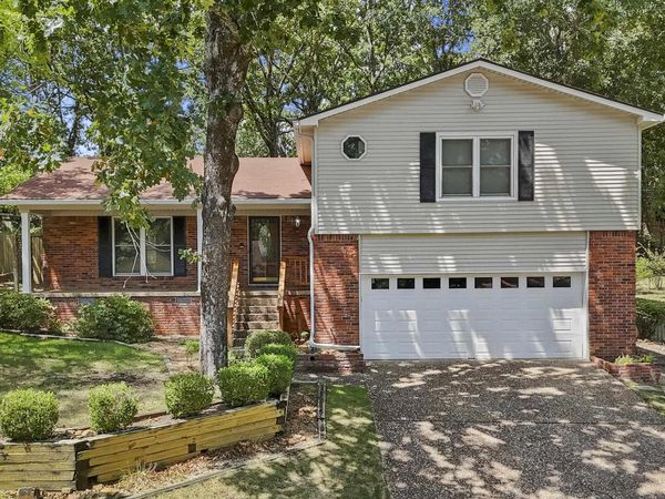 2112 Cedar Creek Road, North Little Rock, AR 72116