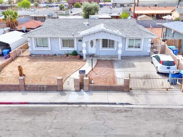 6221 Casada Way , Las Vegas, NV 89107