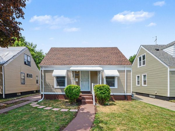 20283 Bradford Street, Detroit, MI 48205