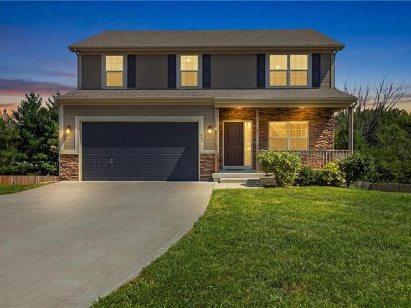408 Sunflower Drive, Raymore, MO 64083