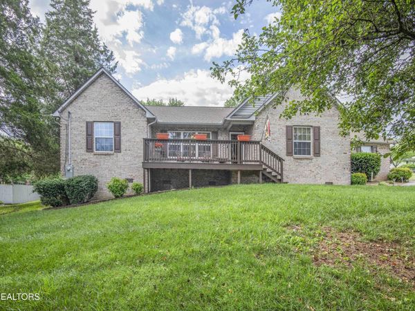 1217 Topside Rd, Louisville, TN 37777