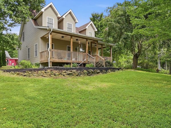 242 Robert Simmons Road, Graysville, TN 37338