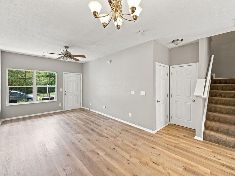 480 Fullers Circle , Pickerington, OH 43147 Photo 6