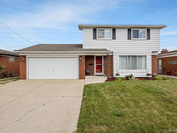 30552 Moulin Avenue, Warren, Mi 48088