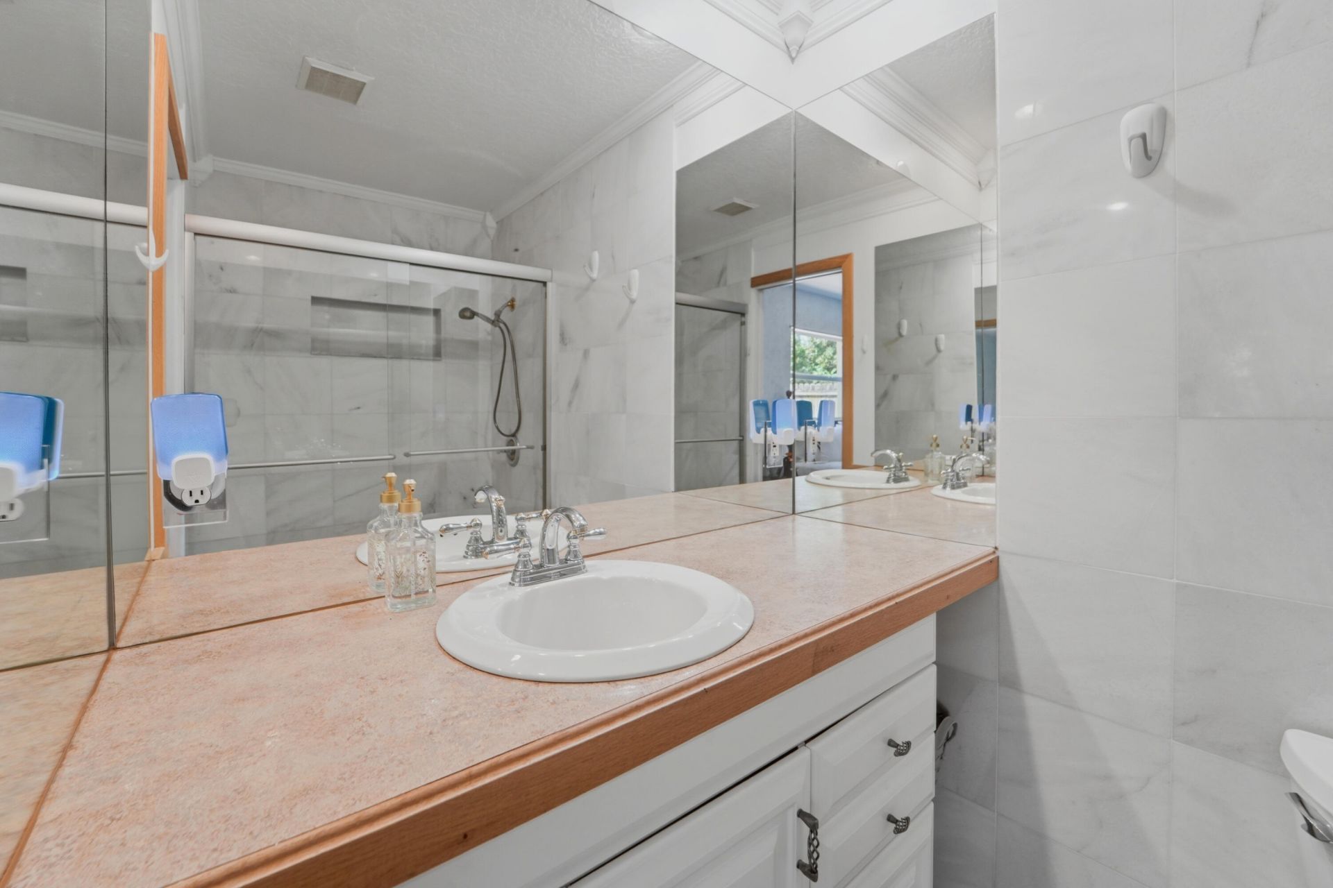 8645 SE Alabama Place, Hobe Sound, FL 33455 Photo