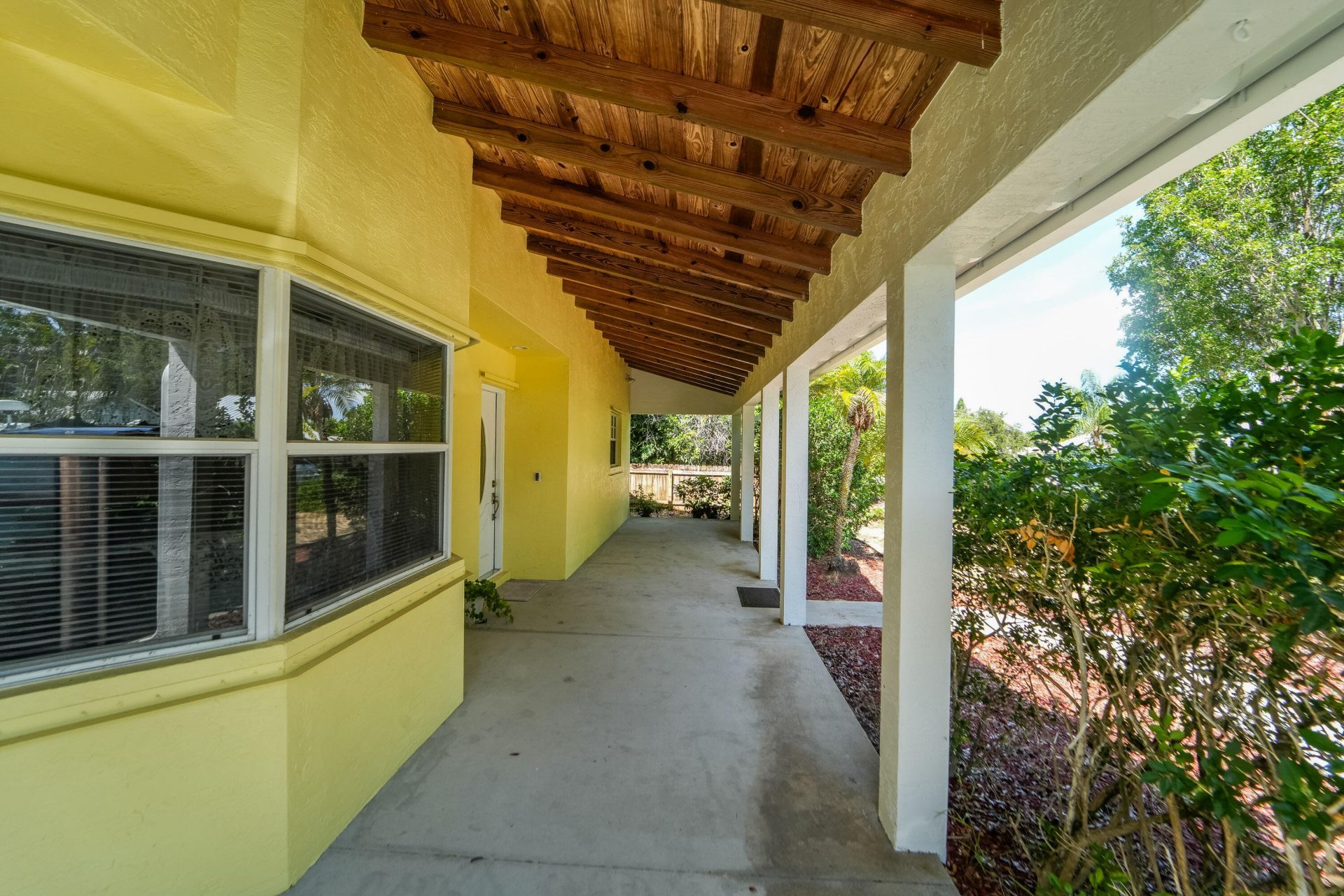 8645 SE Alabama Place, Hobe Sound, FL 33455 Photo