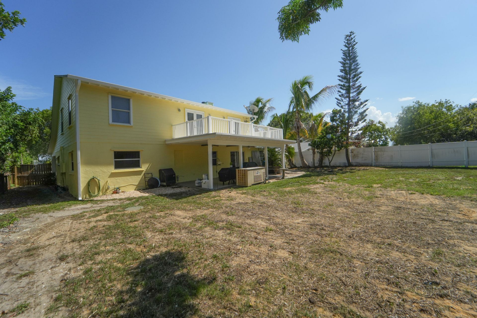 8645 SE Alabama Place, Hobe Sound, FL 33455 Photo