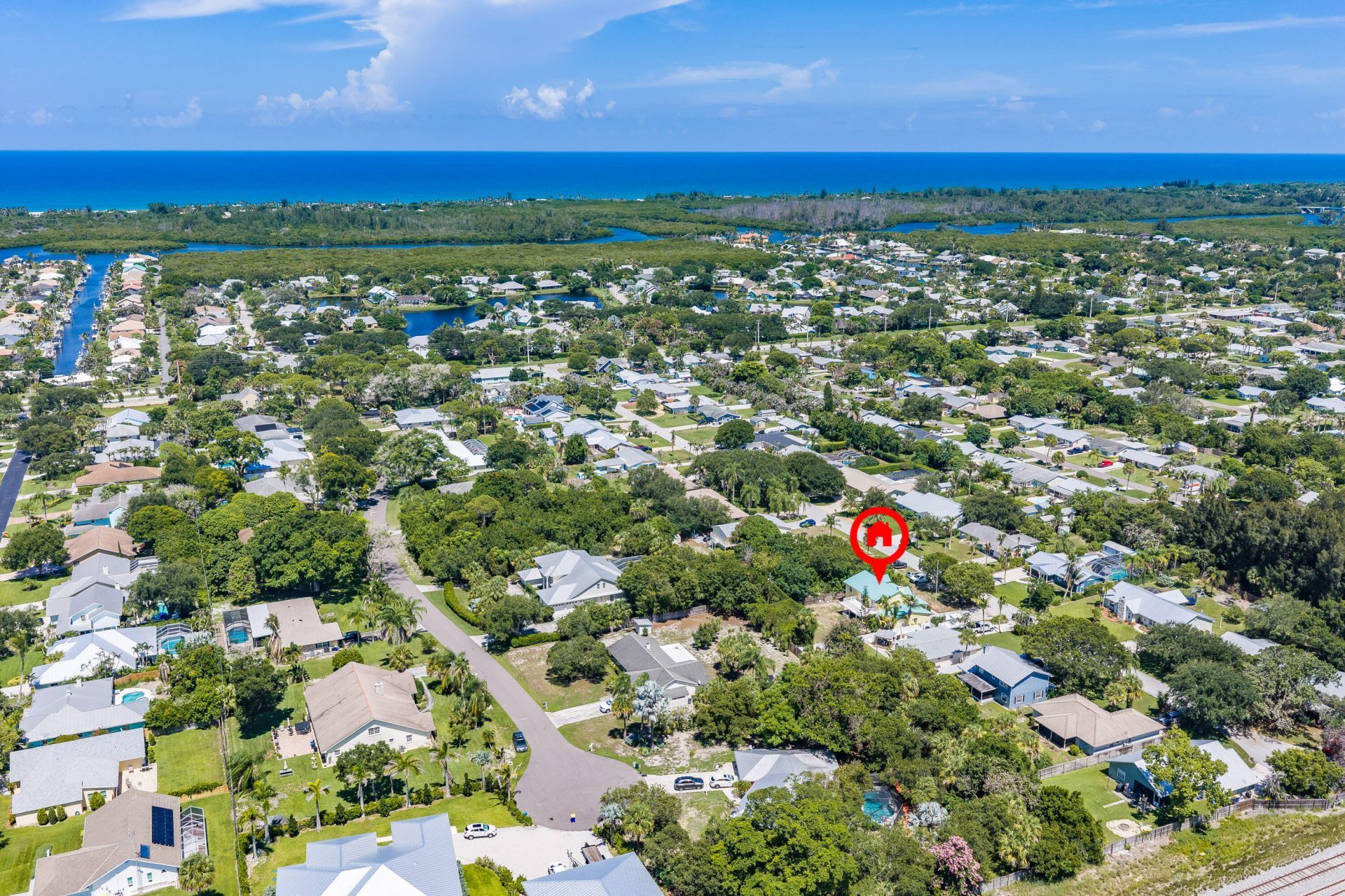 8645 SE Alabama Place, Hobe Sound, FL 33455 Photo
