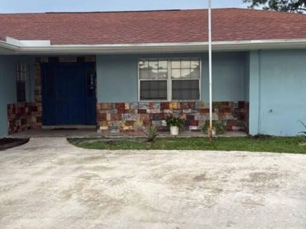 1681 SE FAIRFIELD Street, Port St. Lucie, FL 34983