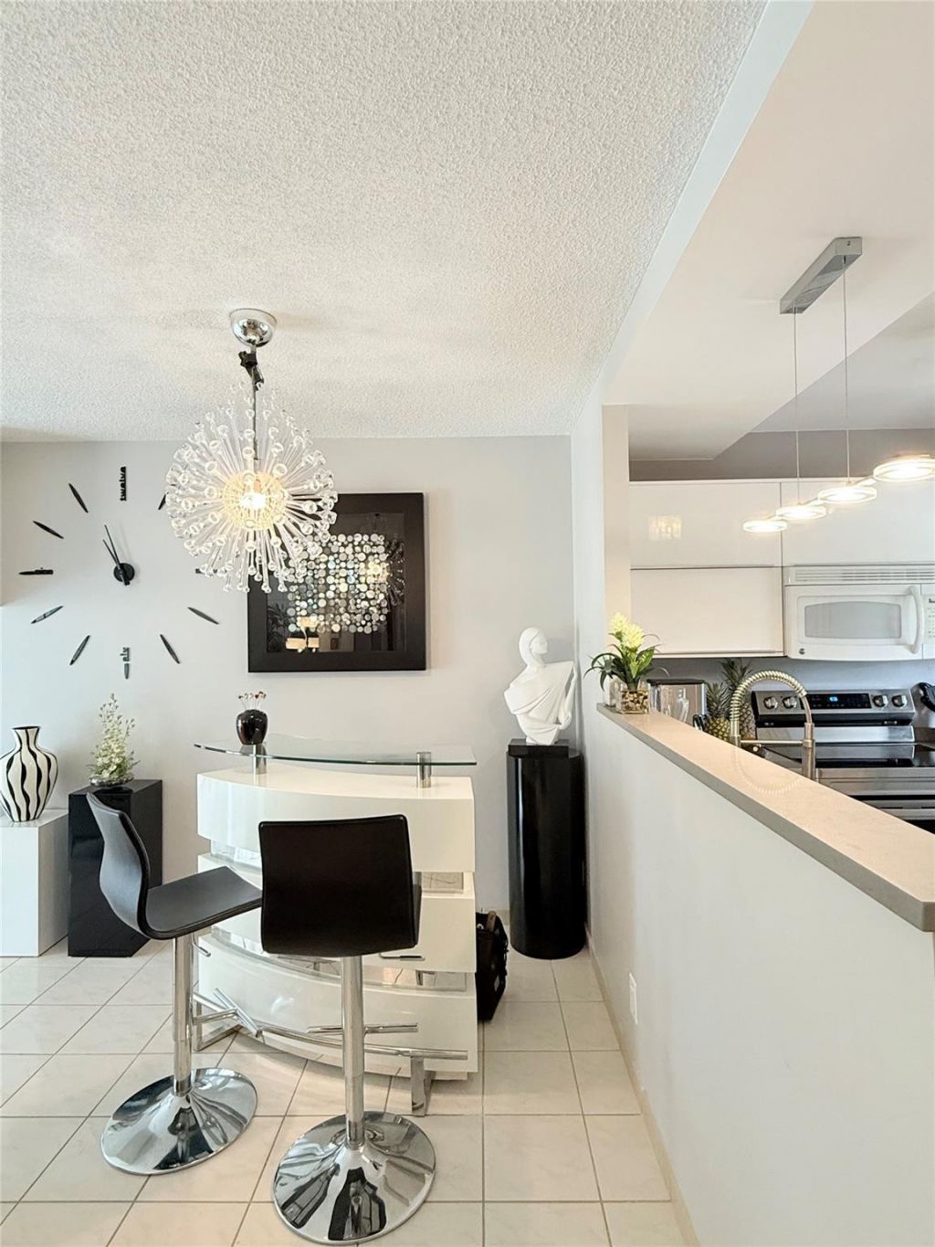 5171 W Oakland Park Boulevard, Unit 312, Lauderdale Lakes, FL 33313 Photo