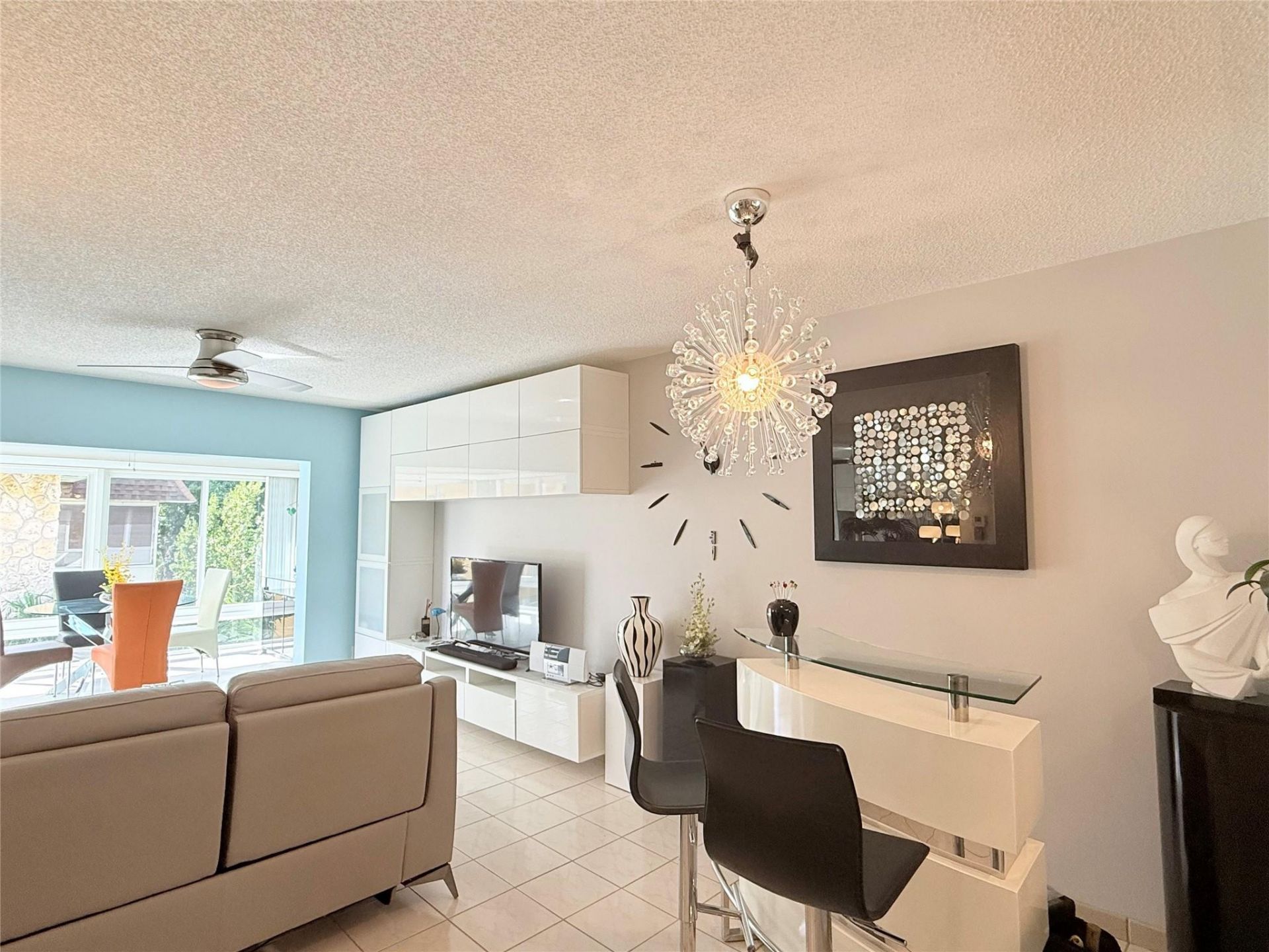 5171 W Oakland Park Boulevard, Unit 312, Lauderdale Lakes, FL 33313 Photo