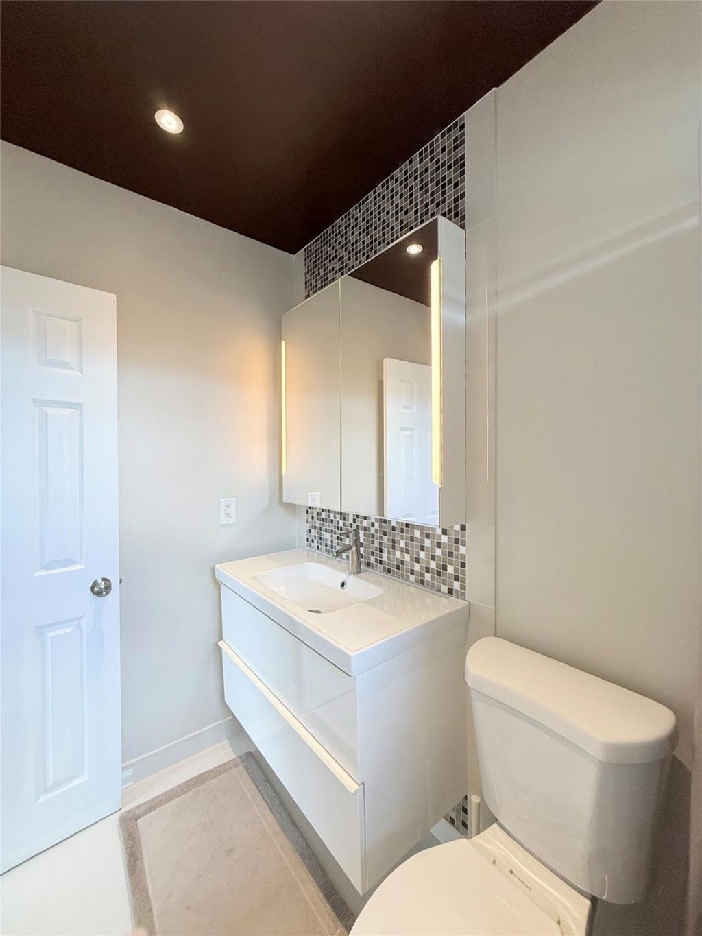5171 W Oakland Park Boulevard, Unit 312, Lauderdale Lakes, FL 33313 Photo
