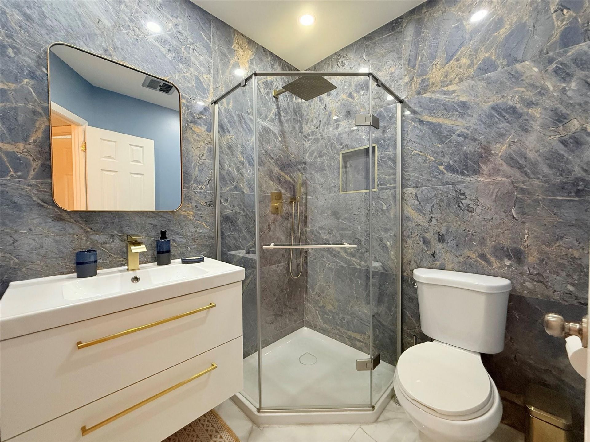 5171 W Oakland Park Boulevard, Unit 312, Lauderdale Lakes, FL 33313 Photo