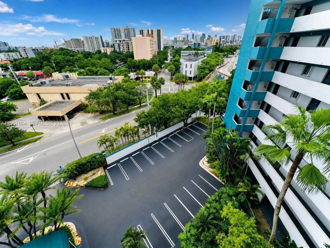 1700 NW N River Dr , Unit 805, Miami, FL 33125 Photo