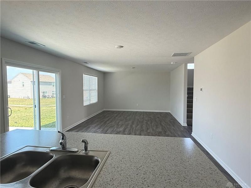 1460 Camden Lane, Xenia, OH 45385 Photo 5