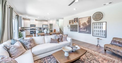 456 Radiant Drive, Carson City, NV 89705 Photo