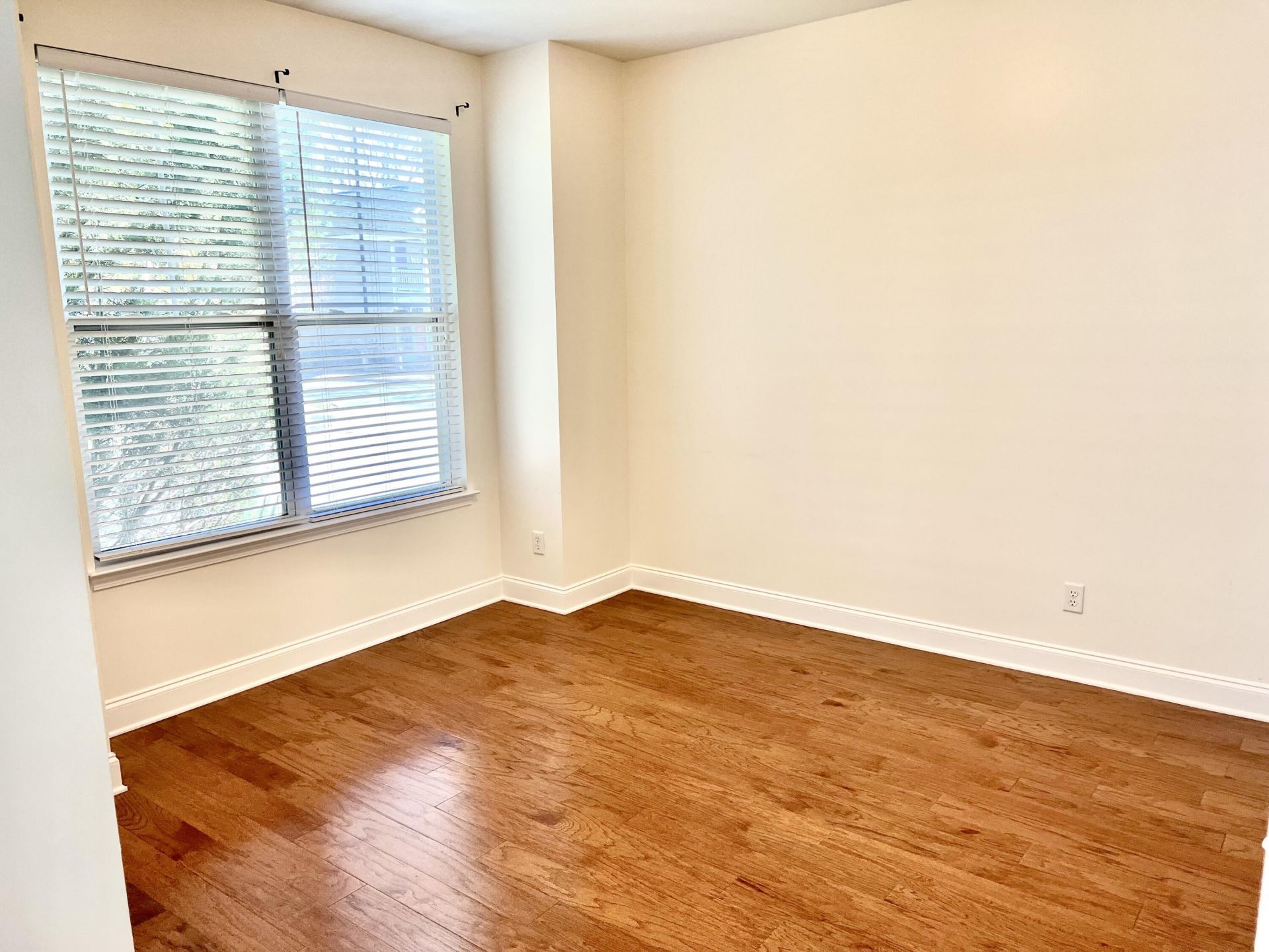 5160 E Liberty Park Circle Photo 8