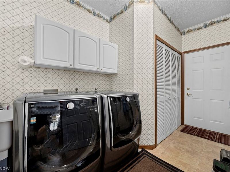 2400 Worthington Place, Avon, OH 44011 Photo 12
