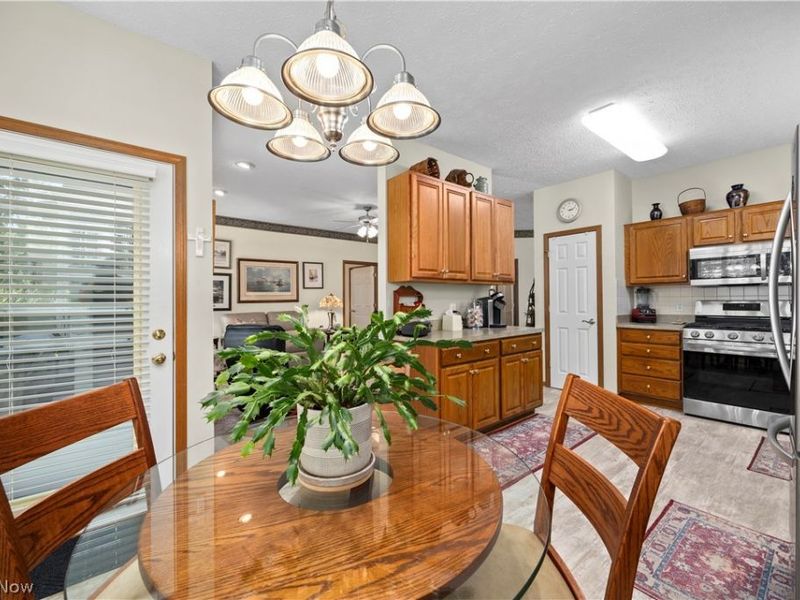 2400 Worthington Place, Avon, OH 44011 Photo 23