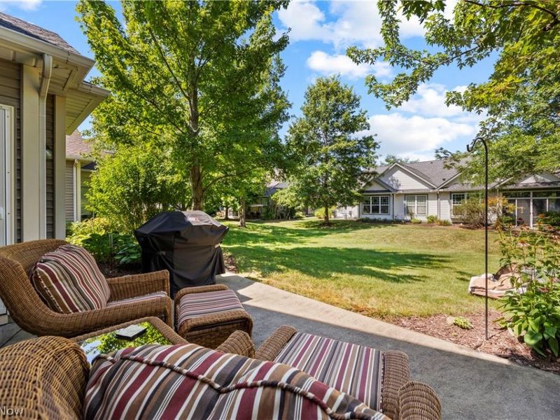 2400 Worthington Place, Avon, OH 44011 Photo 5