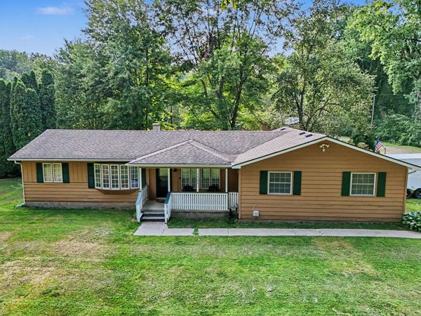 10194 Bunton Road, Willis, MI 48191
