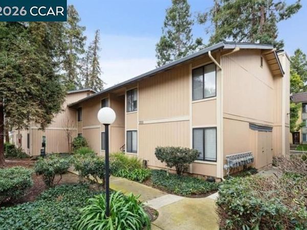 2144 Northwood Cir, Concord, CA 94520