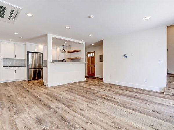 1919 Harriman Lane, Unit 3, Redondo Beach, CA 90278