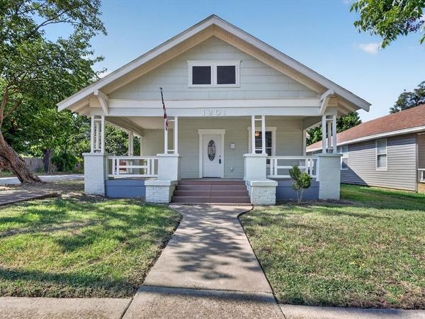1201 W Arlington Avenue, Fort Worth, TX 76110