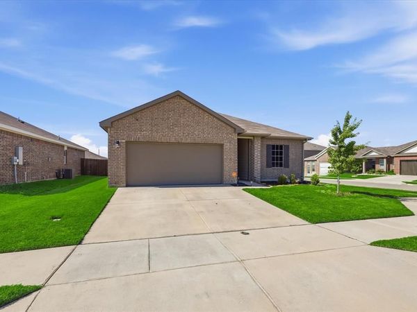 5345 Hull Court, Fort Worth, TX 76179