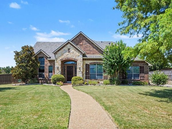 393 Bayhill Drive, Sunnyvale, TX 75182