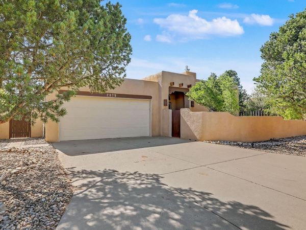 2879 Brushwood Street NE, Albuquerque, NM 87122