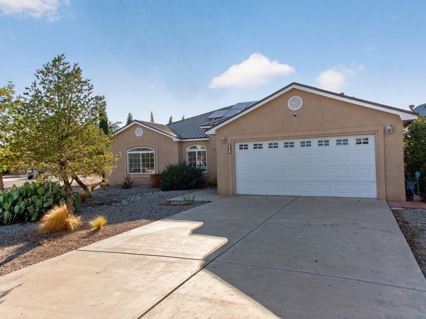 1265 Parkview Drive, Los Lunas, NM 87031
