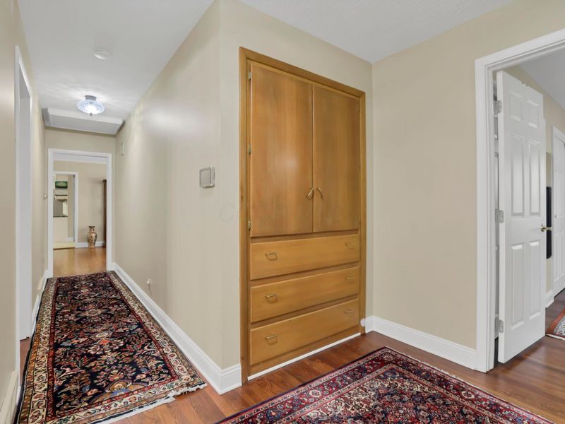 3783 Chevington Road , Columbus, OH 43220 Photo 21